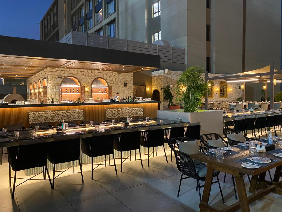 Crowne Plaza - West Cairo Arkan By Ihg 6th of October City Экстерьер фото The restaurant