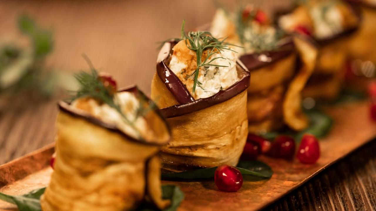 Crowne Plaza - West Cairo Arkan By Ihg 6th of October City Экстерьер фото Eggplant stuffed with goat cheese