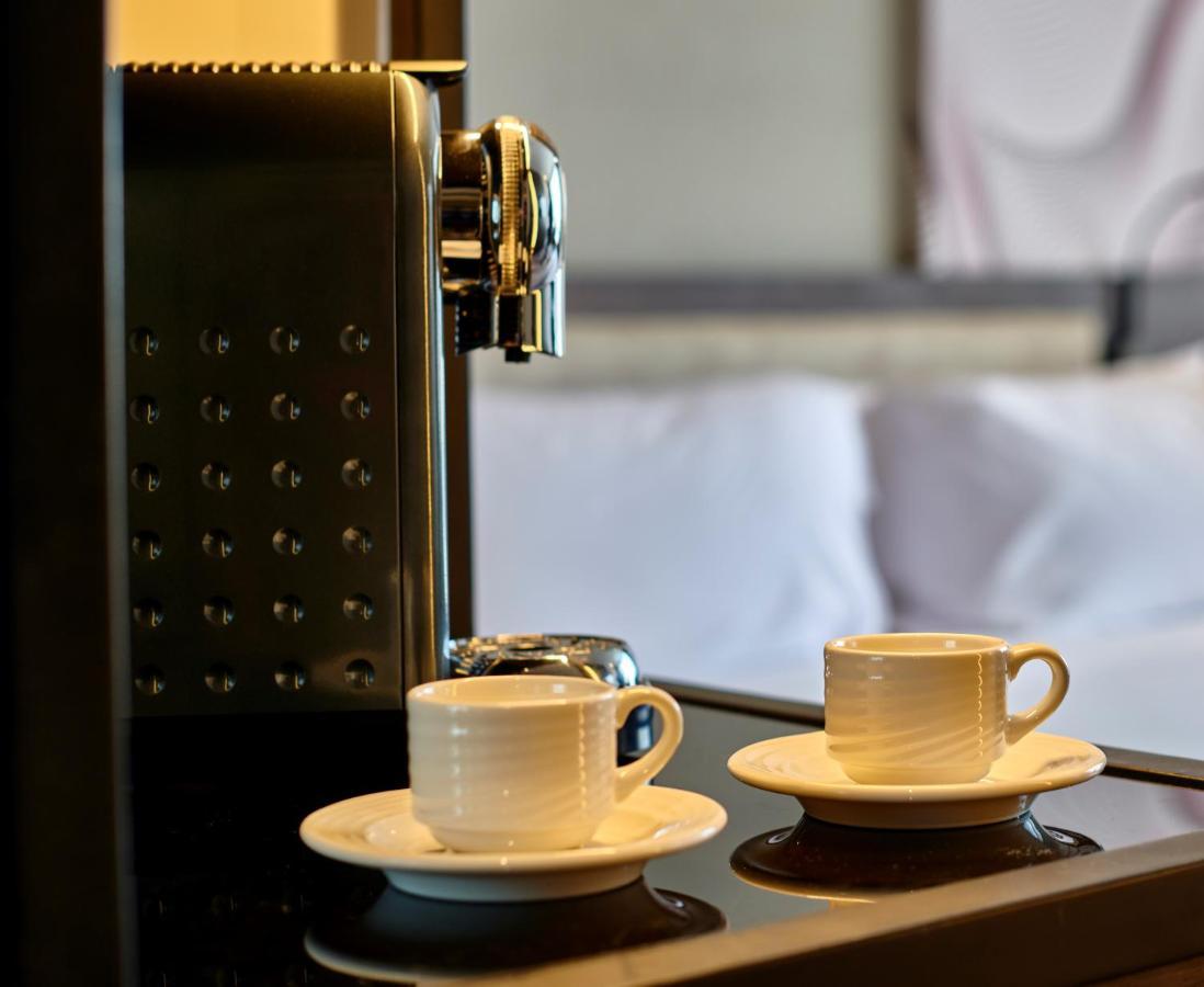 Crowne Plaza - West Cairo Arkan By Ihg 6th of October City Экстерьер фото Espresso machine