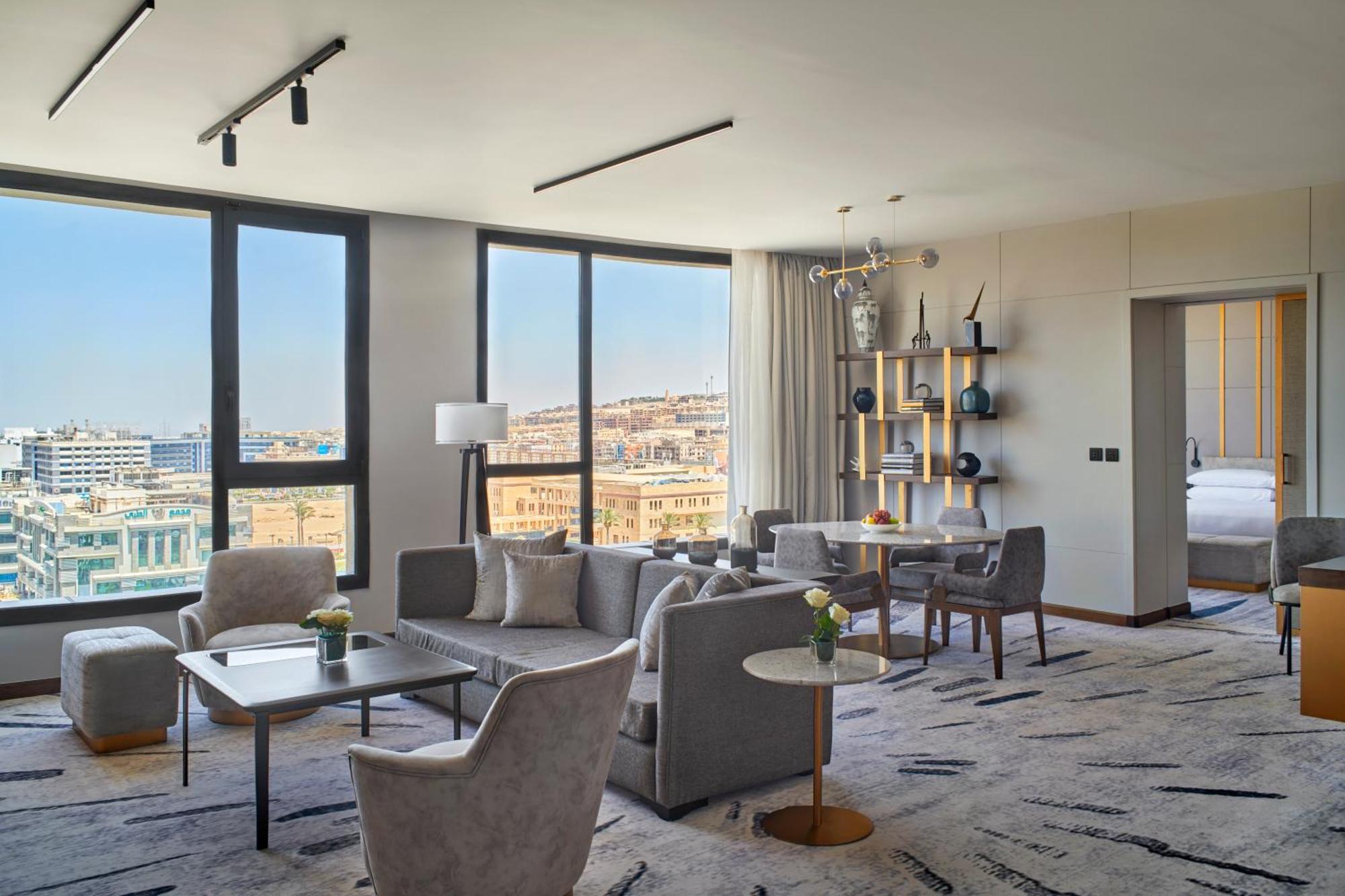 Crowne Plaza - West Cairo Arkan By Ihg 6th of October City Экстерьер фото Suite