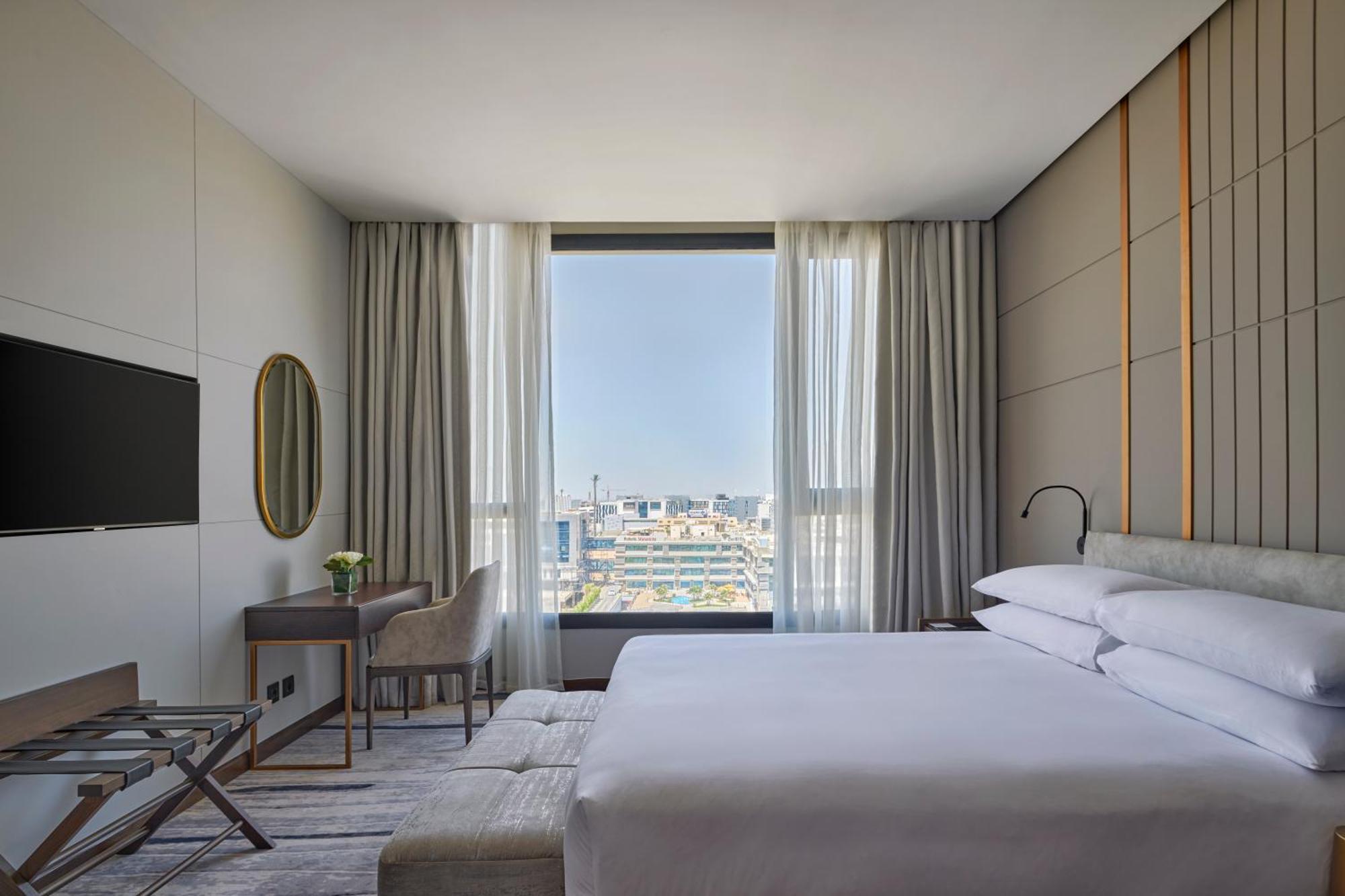 Crowne Plaza - West Cairo Arkan By Ihg 6th of October City Экстерьер фото Deluxe room